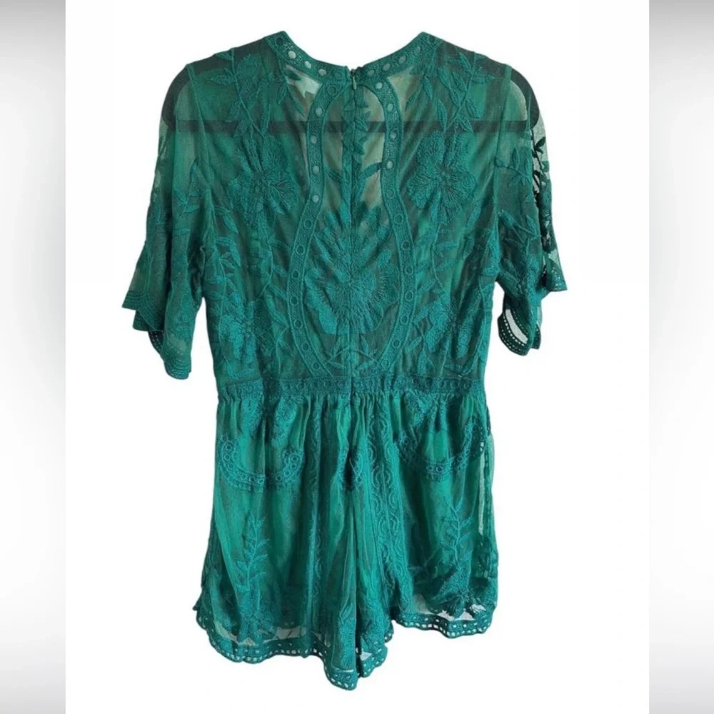 Honey Punch green lace embroidered romper - Picture 2 of 5
